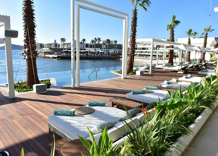 Marina By Social Living Collection Отель Яликовак